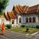 Бангкок и монахи