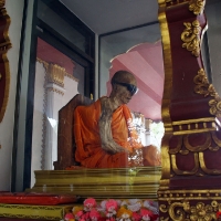 Мумия настоятеля монастыря Ват Кхунарам